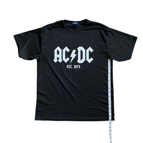 Hot Topic Black and White AC/DC Band Short Sleeve Crewneck T-Shirt Medium - Picture 8 of 10